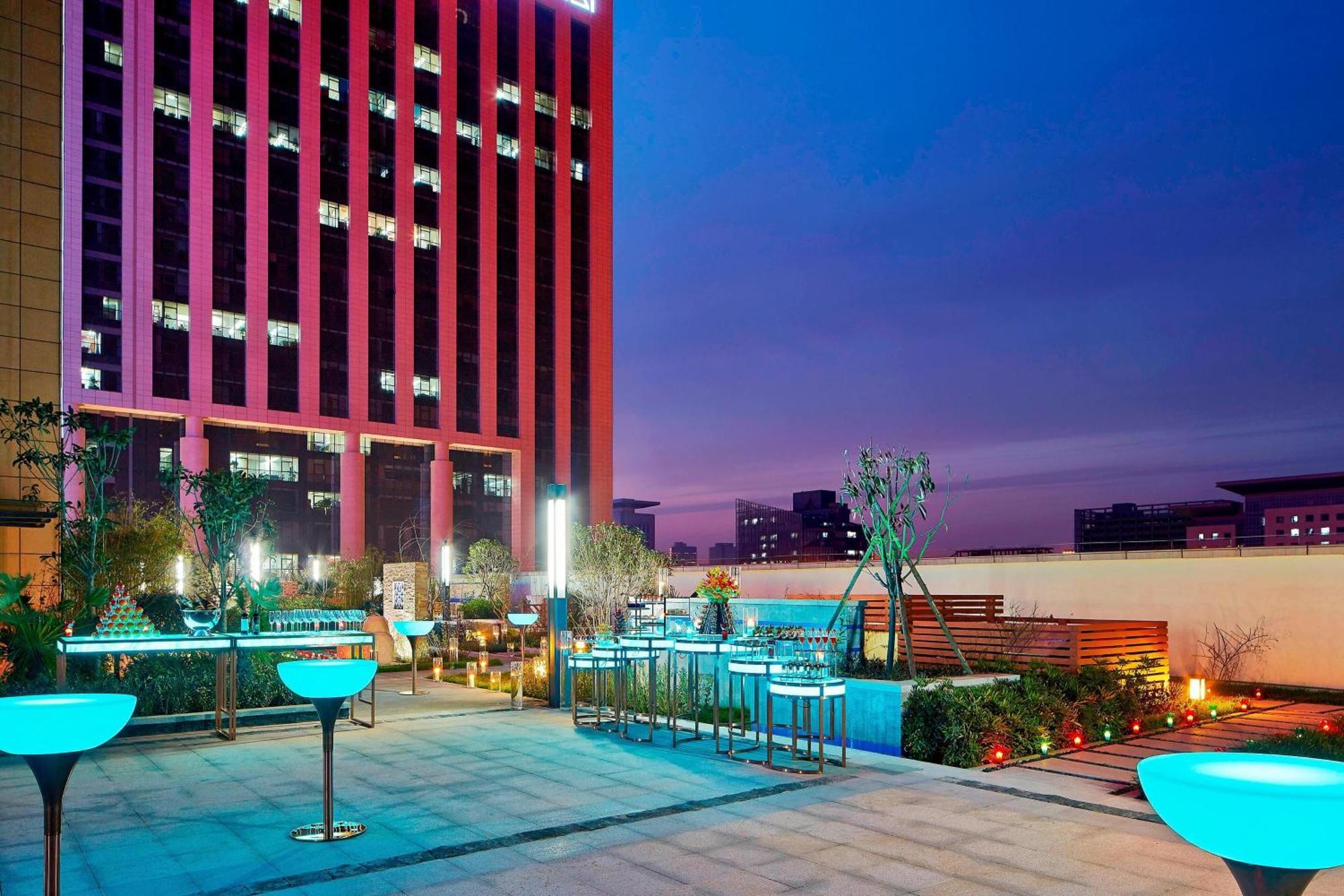 Sheraton Grand Zhengzhou Hotel Ngoại thất bức ảnh