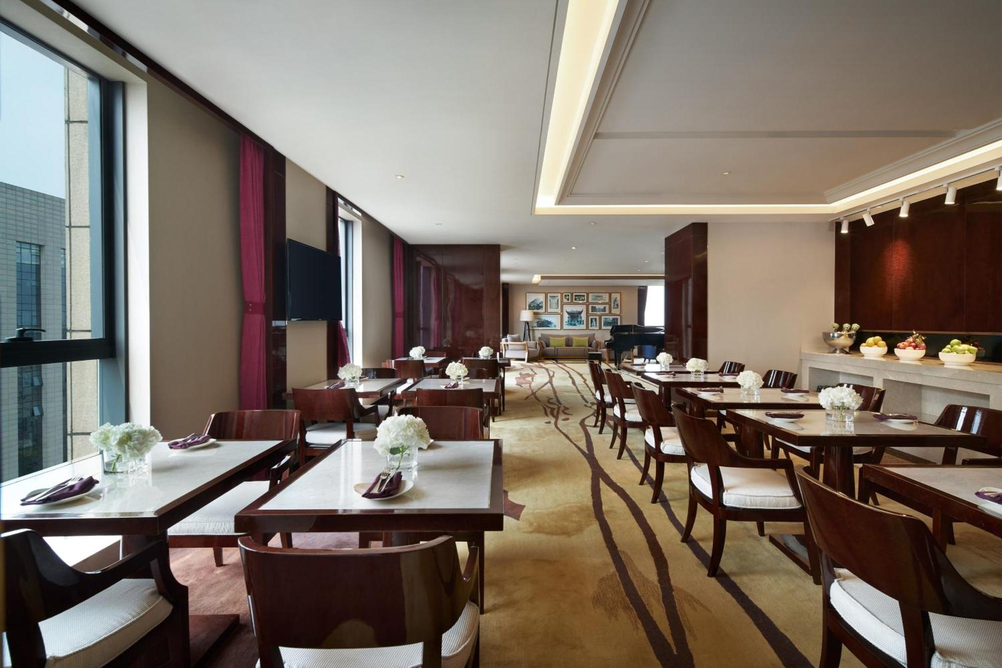 Sheraton Grand Zhengzhou Hotel Ngoại thất bức ảnh