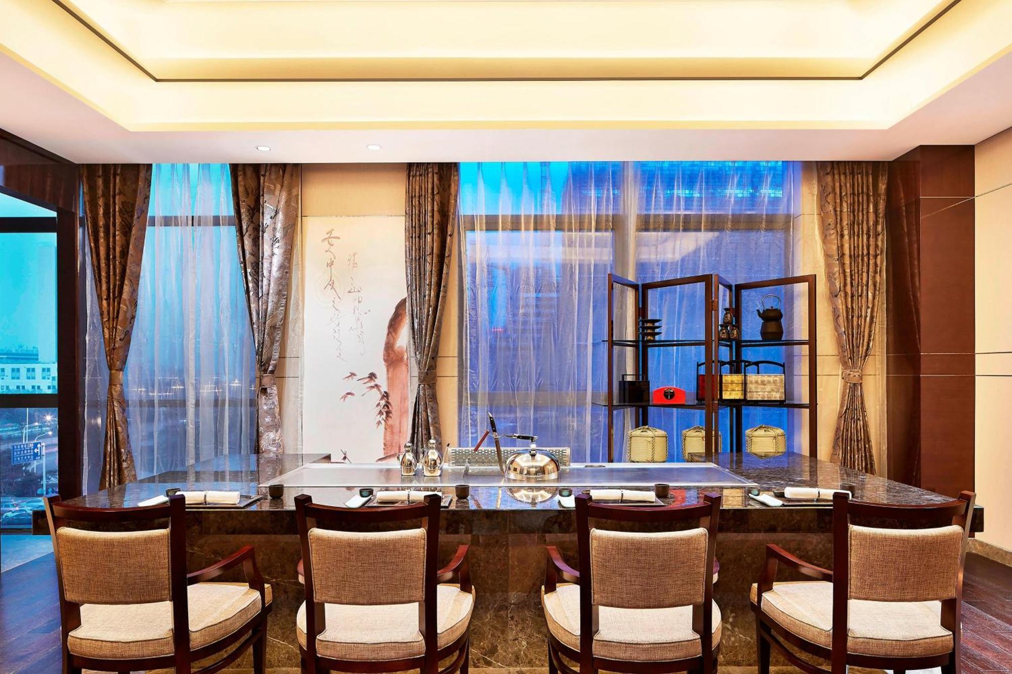 Sheraton Grand Zhengzhou Hotel Ngoại thất bức ảnh