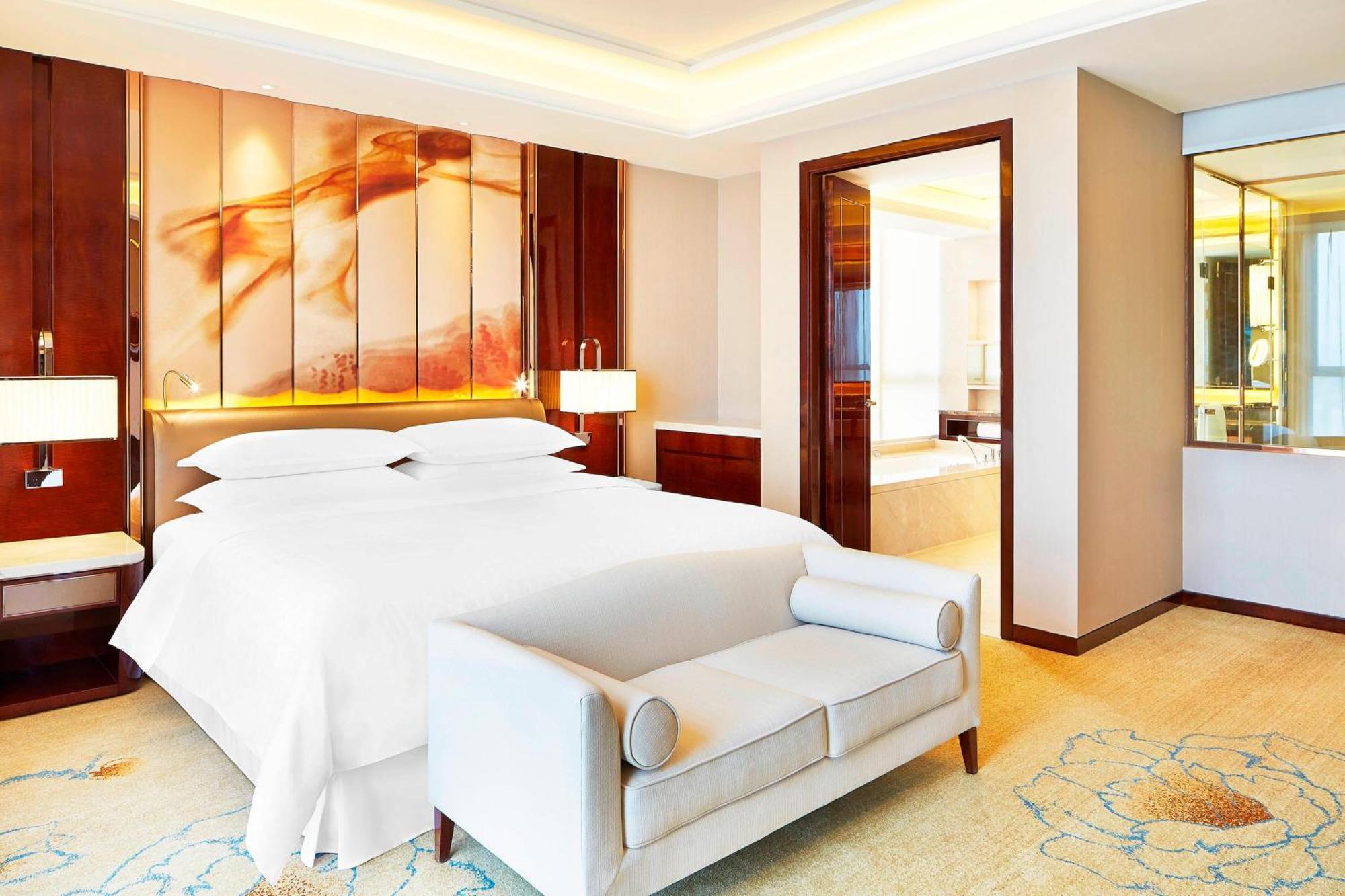 Sheraton Grand Zhengzhou Hotel Ngoại thất bức ảnh