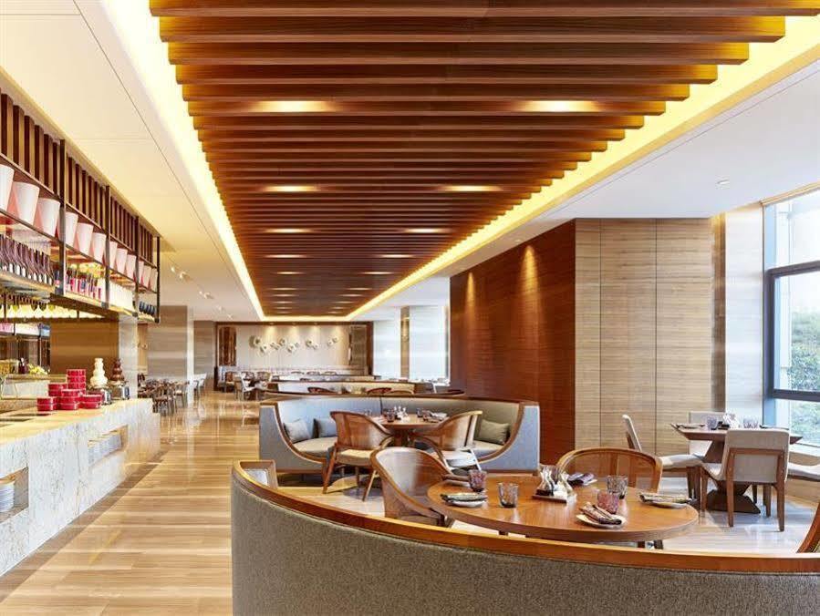 Sheraton Grand Zhengzhou Hotel Ngoại thất bức ảnh
