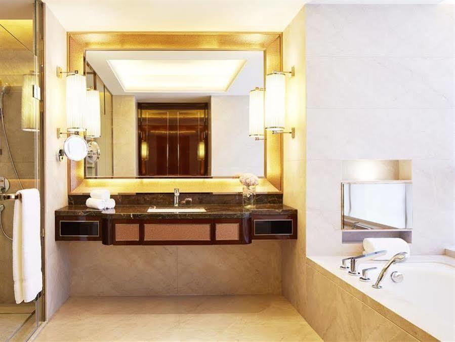 Sheraton Grand Zhengzhou Hotel Ngoại thất bức ảnh