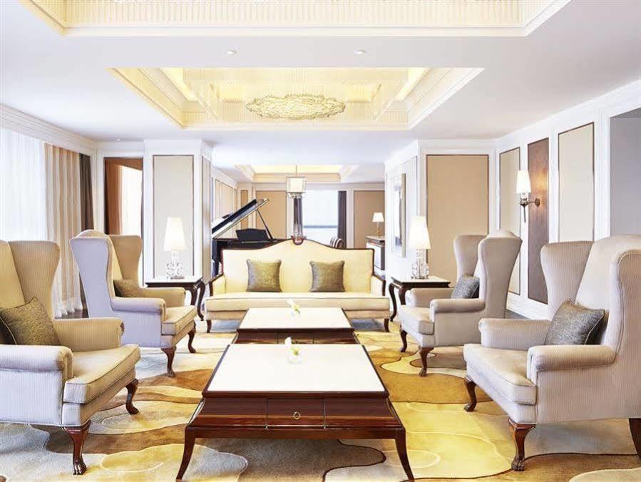Sheraton Grand Zhengzhou Hotel Ngoại thất bức ảnh
