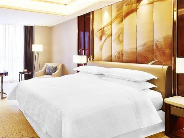 Sheraton Grand Zhengzhou Hotel Ngoại thất bức ảnh